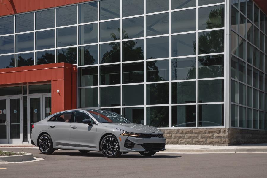  Kia K5 GT-Line 2020 года  (NA) (фото 29 из 41)